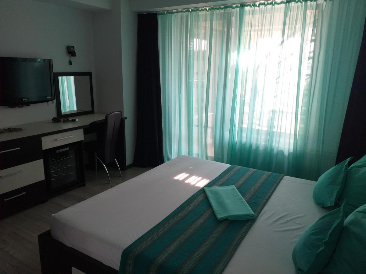 Elena'S Terrace Apartment Mamaia Exterior photo